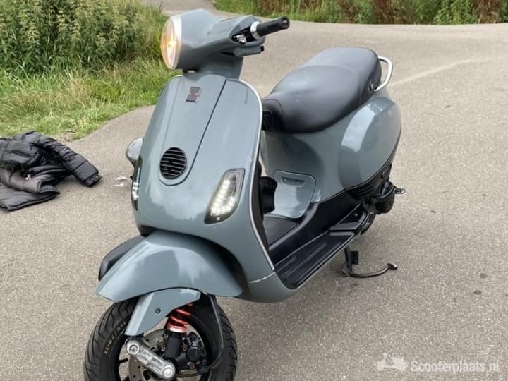 Vespa lx 4takt - foto 5