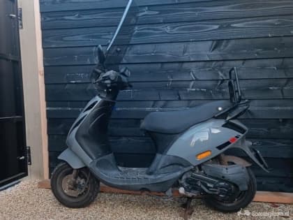 scooter Piaggio Zip - foto 8