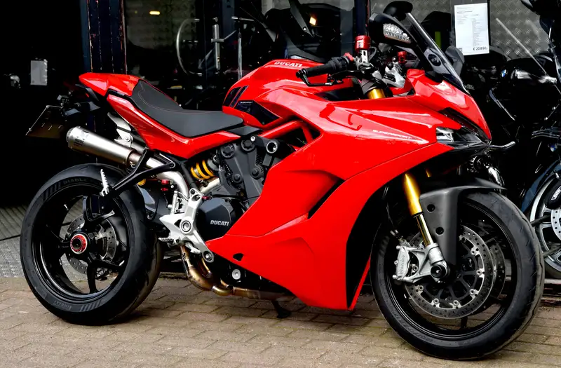 Ducati SuperSport 950