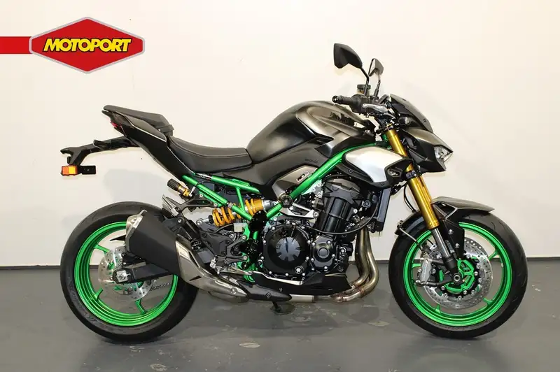 Kawasaki Z900