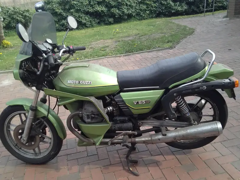 Moto Guzzi V 65