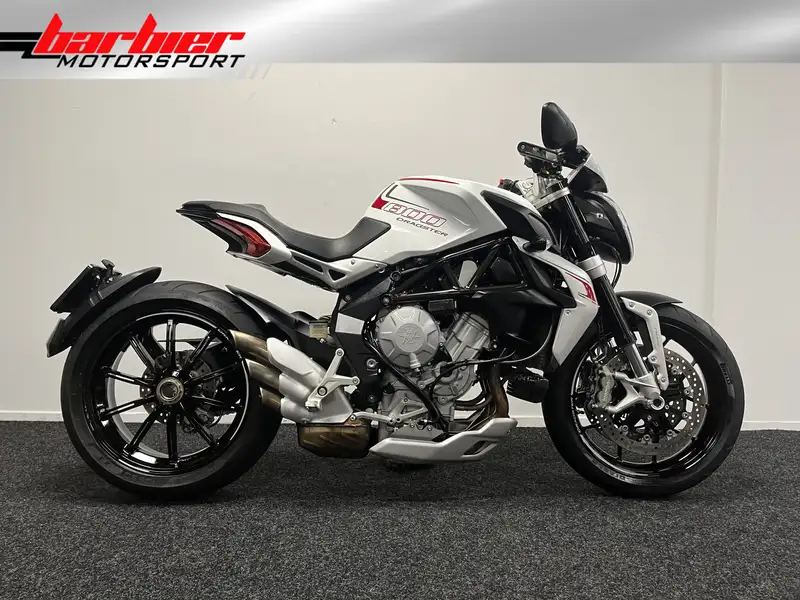 MV Agusta BRUTALE 800