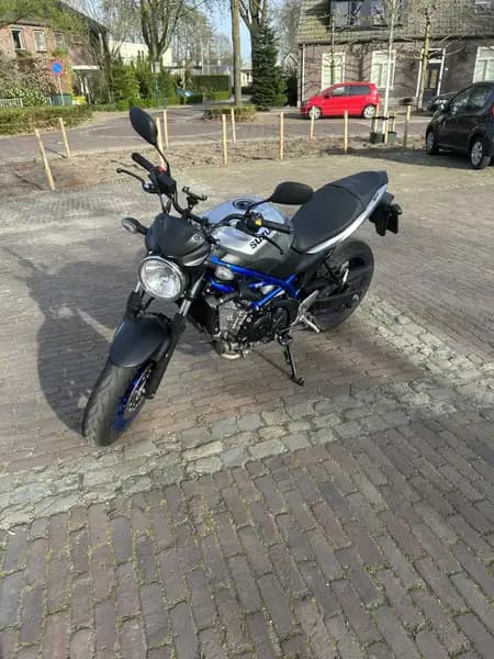 Suzuki SV650