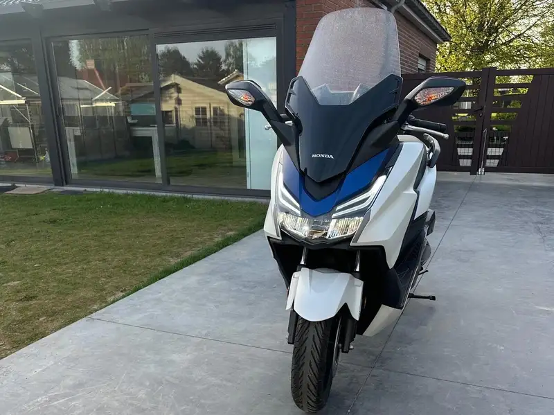 Honda FORZA 125