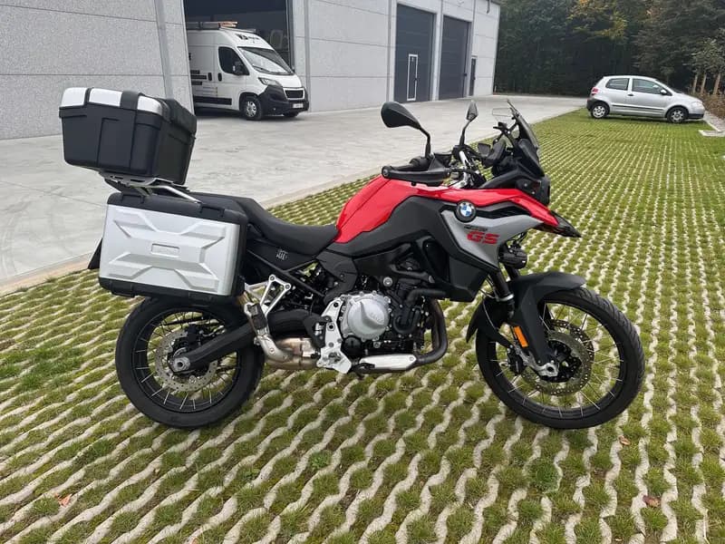 BMW F850GS