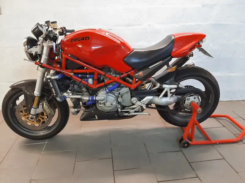 Ducati Monster 937
