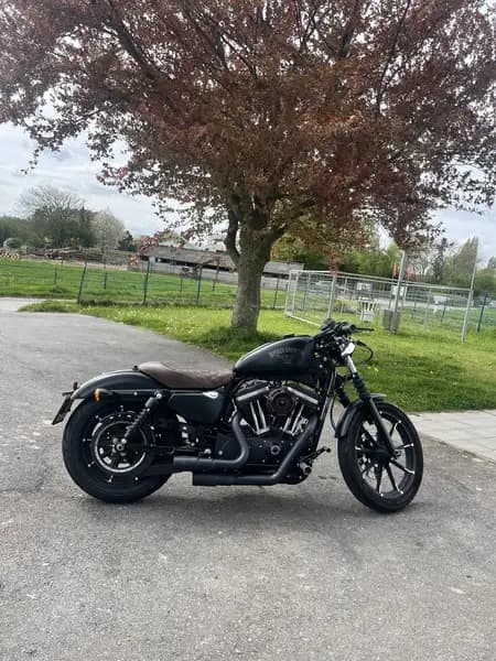 Harley-Davidson Sportster 883