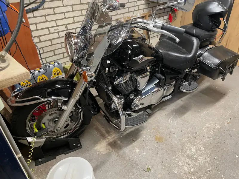 Kawasaki Vulcan 900